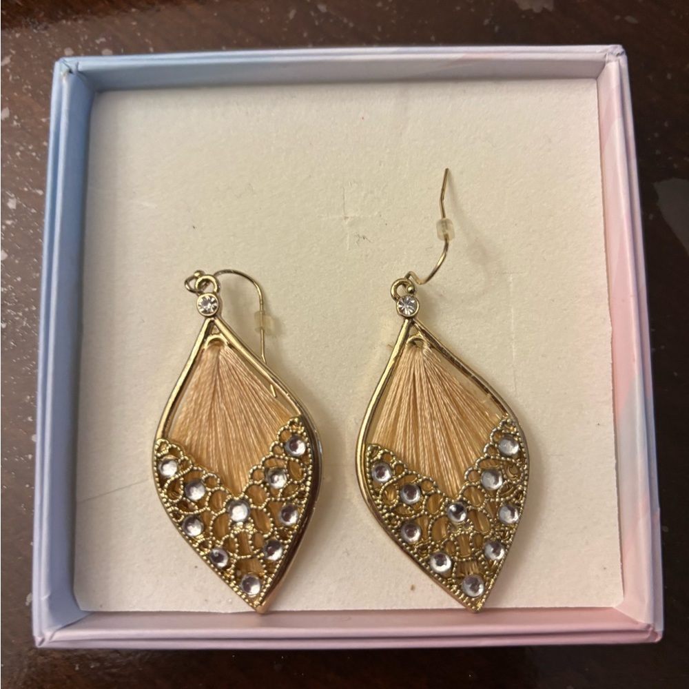 Elegant Gold and Pink Leaf Earrings